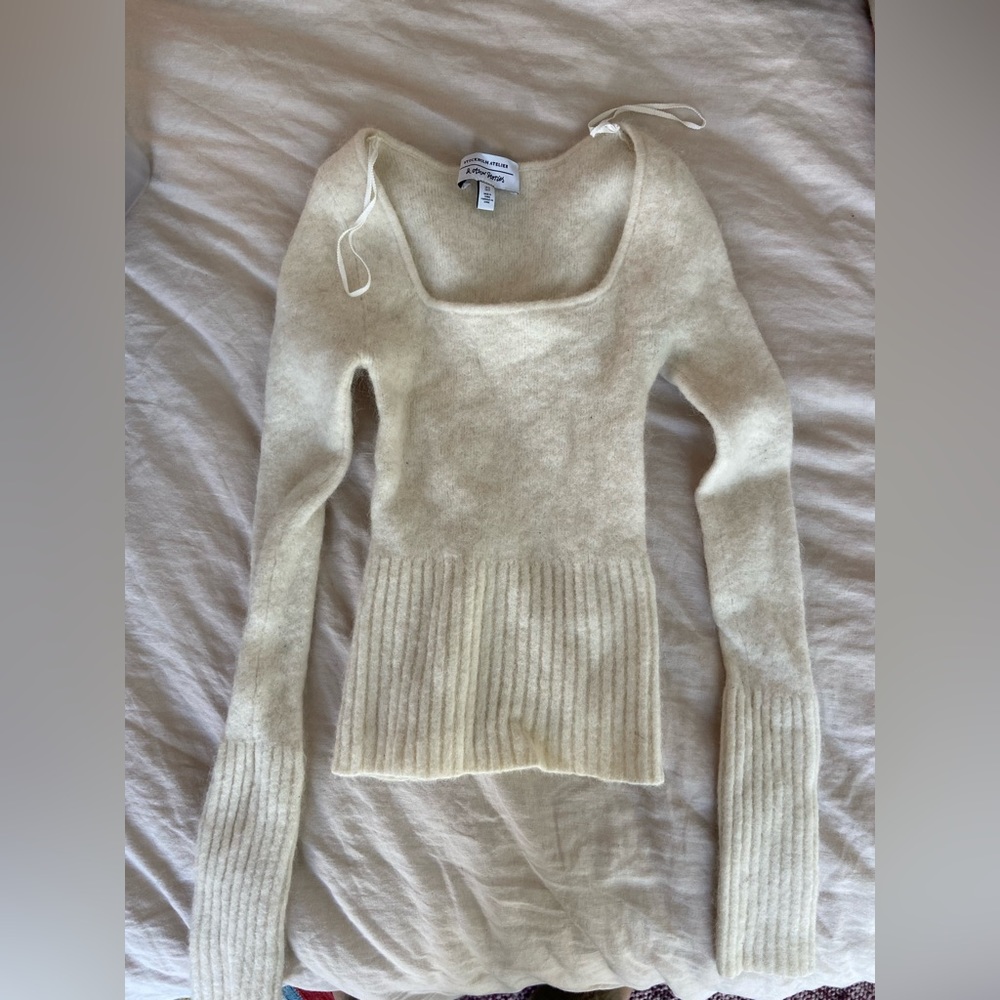 & Other Stories soft wool white/cream long sleeve sweater top